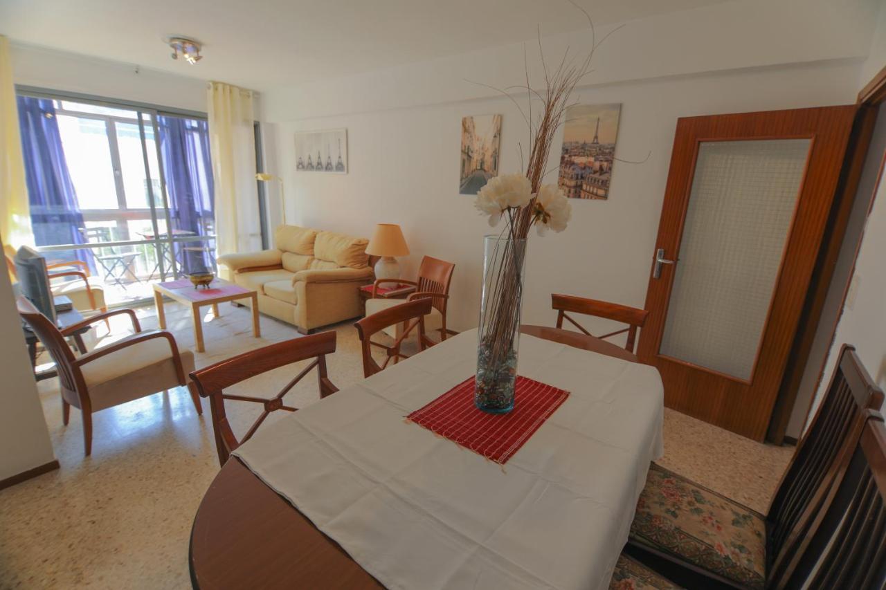 Rentalsevilla Luminoso Apartamento 3 Dormitorios Bagian luar foto