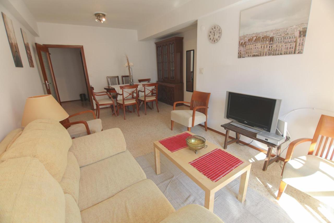Rentalsevilla Luminoso Apartamento 3 Dormitorios Bagian luar foto